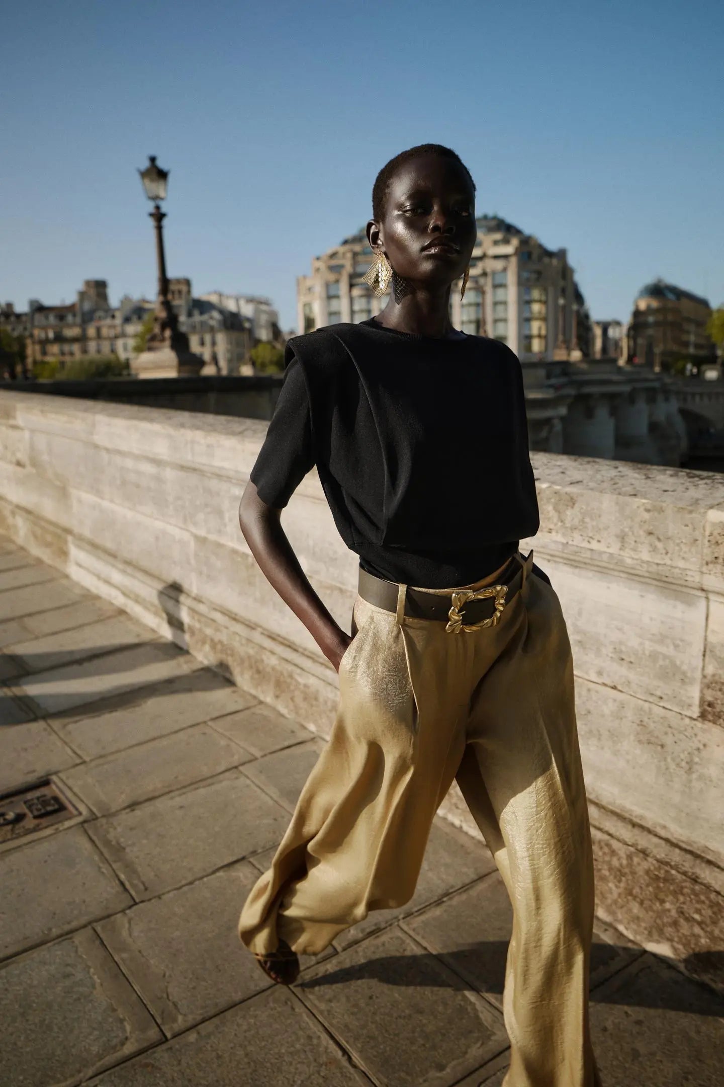 KNIT TOP WITH SHOULDER PADS TOP|BODYSUITS