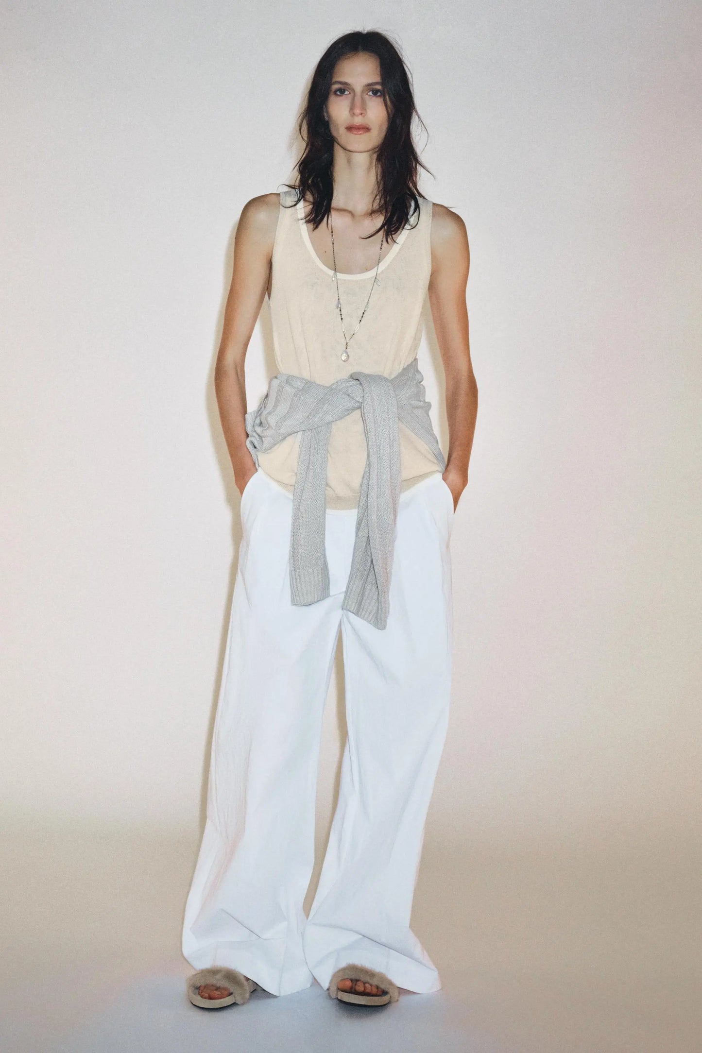 RIBBED KNIT TOP WITH BOW KNITWEAR