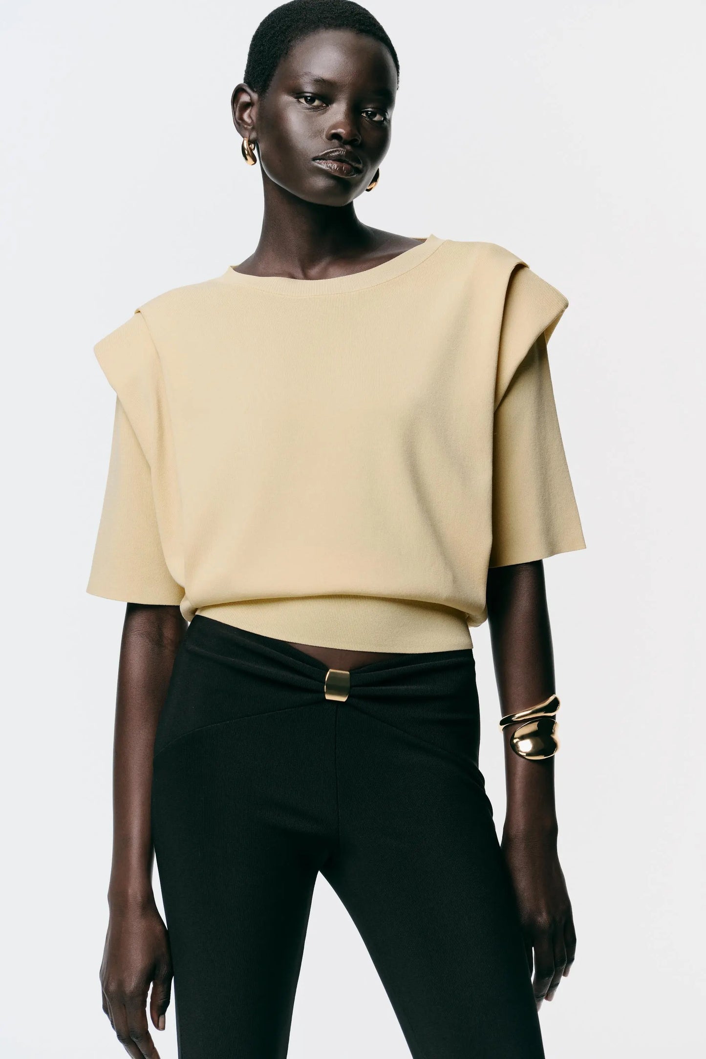 KNIT TOP WITH SHOULDER PADS TOP|BODYSUITS