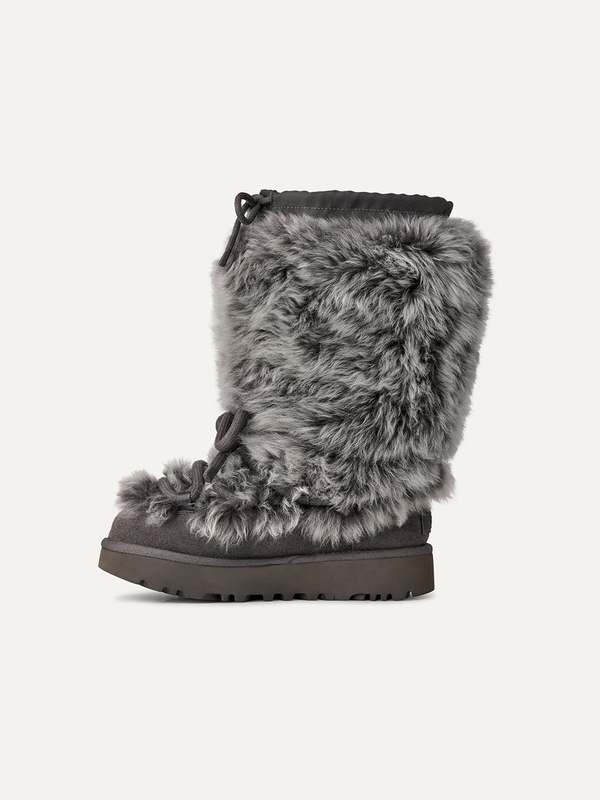 Women's Classic Tall Chalet Boot